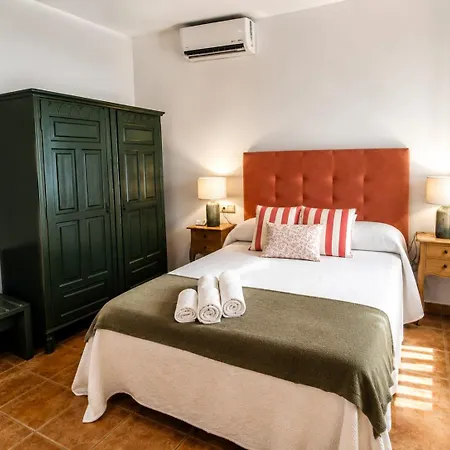 Aparthotel Aromas Del Raposo *